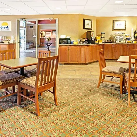 Quality Inn & Suites Wellington - Fort Collins 